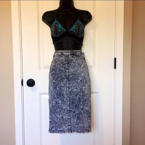 Acid washed Pencil Denim Skirt